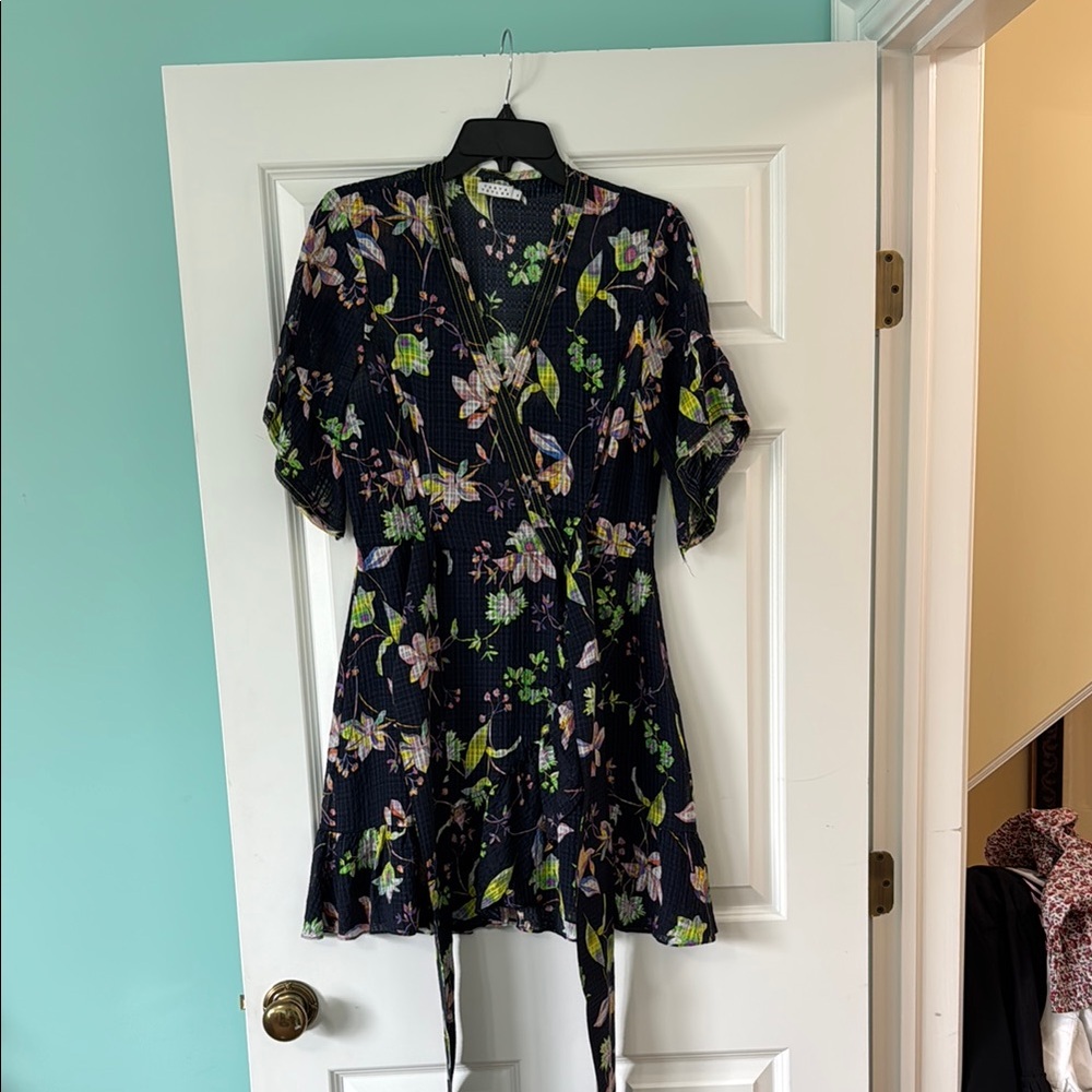 Tanya Taylor faux Floral Wrap Dress with tie at waist size 6